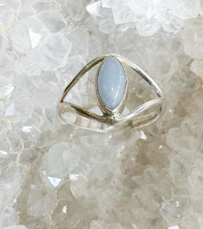 Mini Agleite Crystal Ring