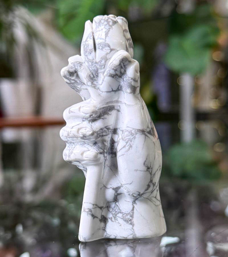 Hand and Rose - Howlite - Image 2